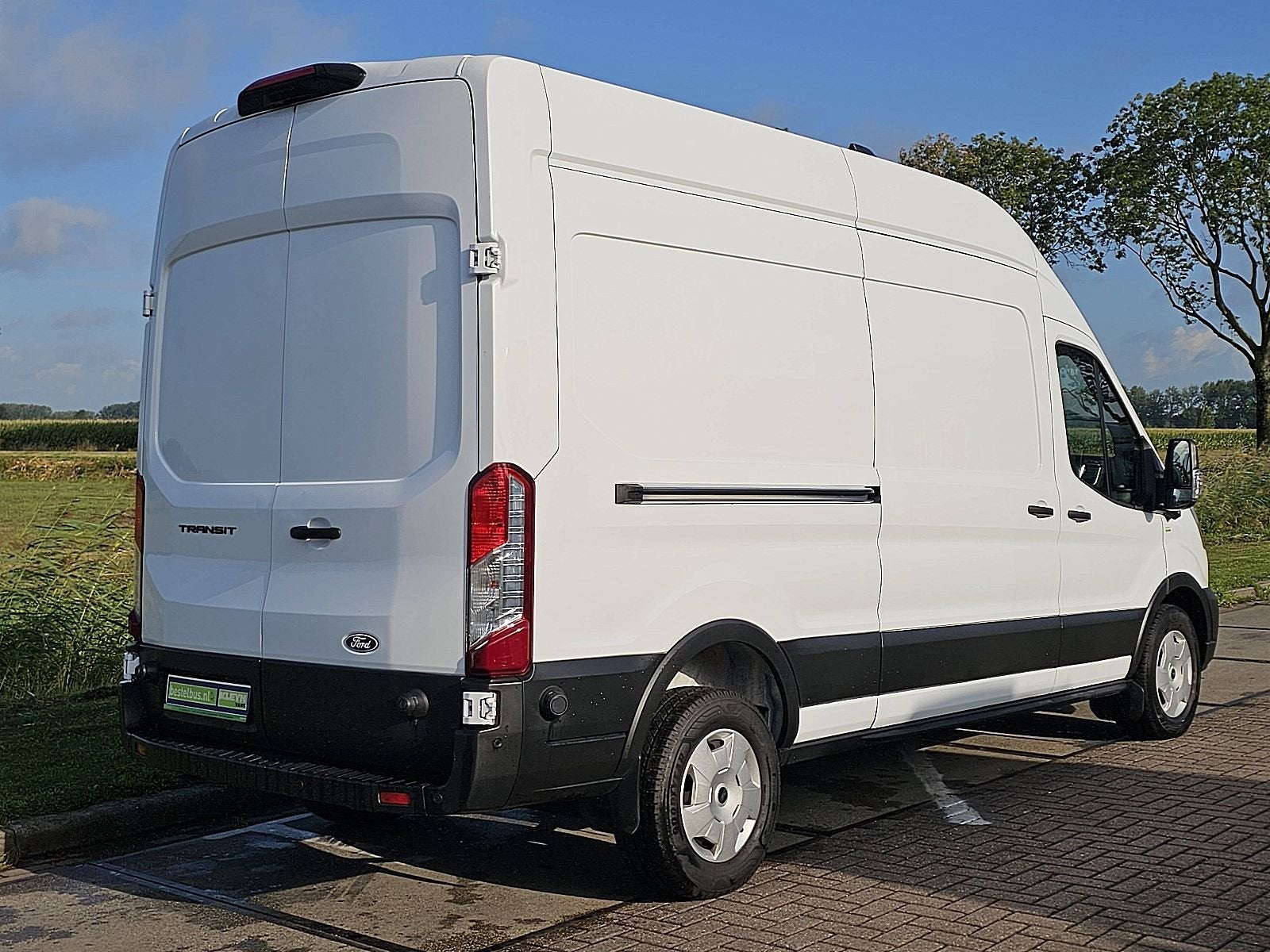 FORD TRANSIT 2.0 l3h3 navi camera!, Gebruikt, Euro 6, Wit, Bedrijf