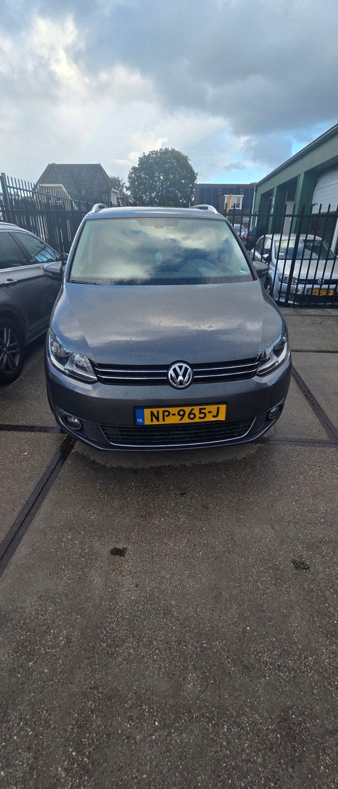 Volkswagen Touran 1.6 TDI 77KW Cross 2012 Grijs, Voorwielaandrijving, Euro 5, 1490 kg, 4 cilinders
