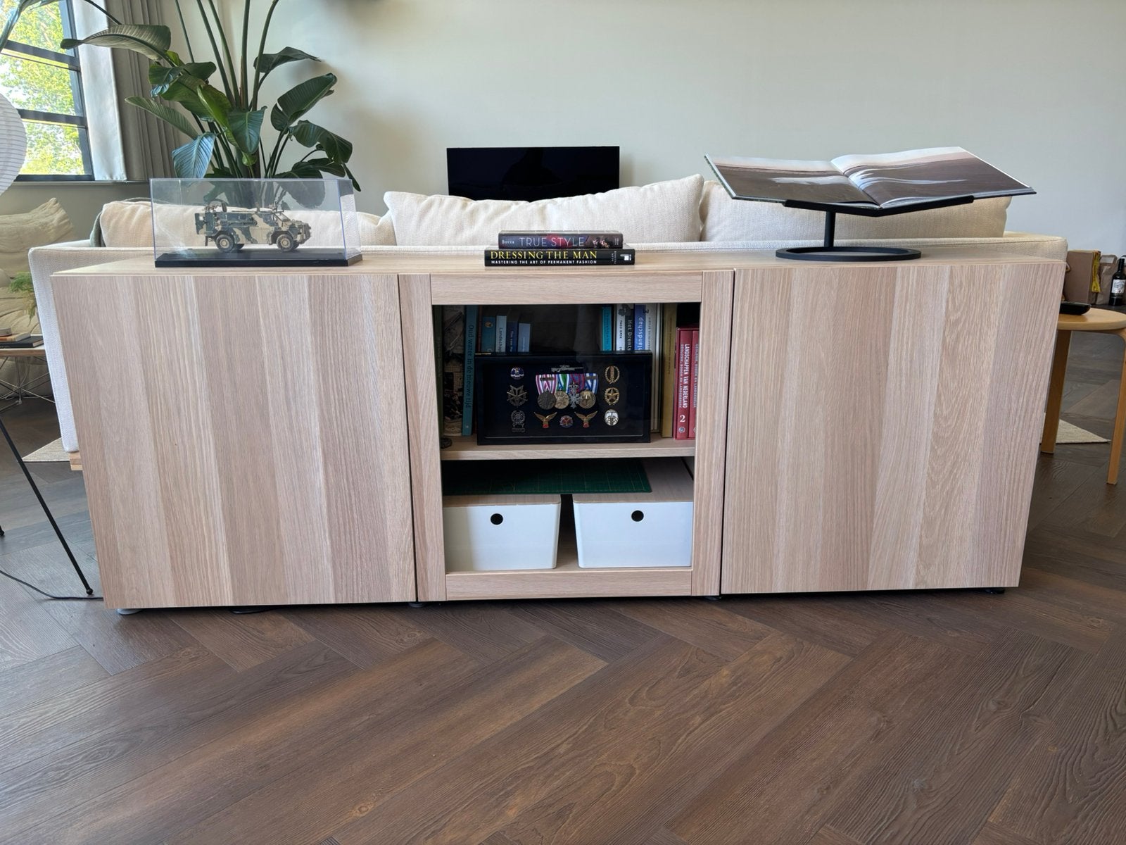 IKEA BESTÅ dressoir – geglazuurd eiken – als nieuw, Ophalen, Zo goed als nieuw, 25 tot 50 cm, 150 tot 200 cm
