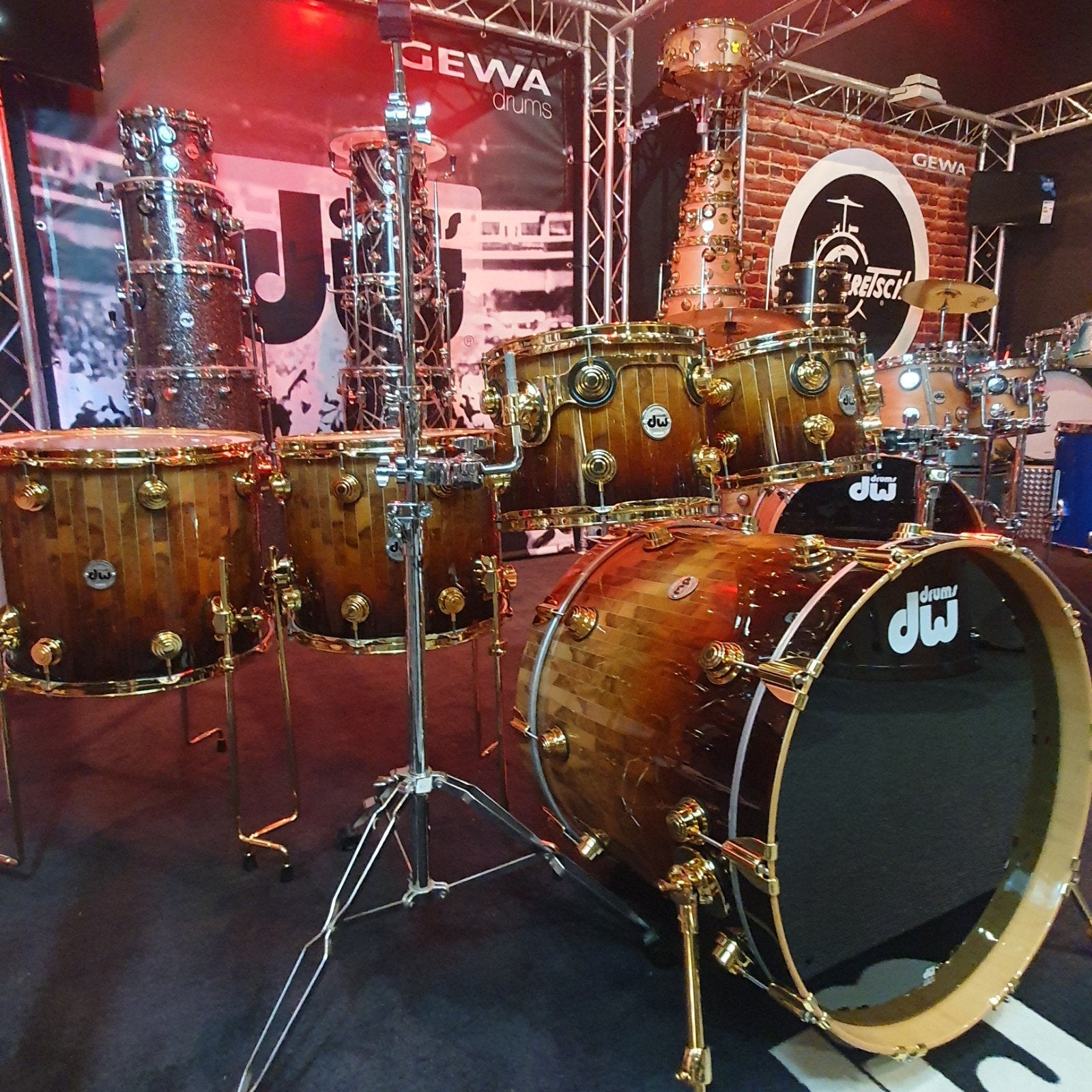 DW Collector's Exotic Natural To Tobacco Fade O.Olive Ash P.