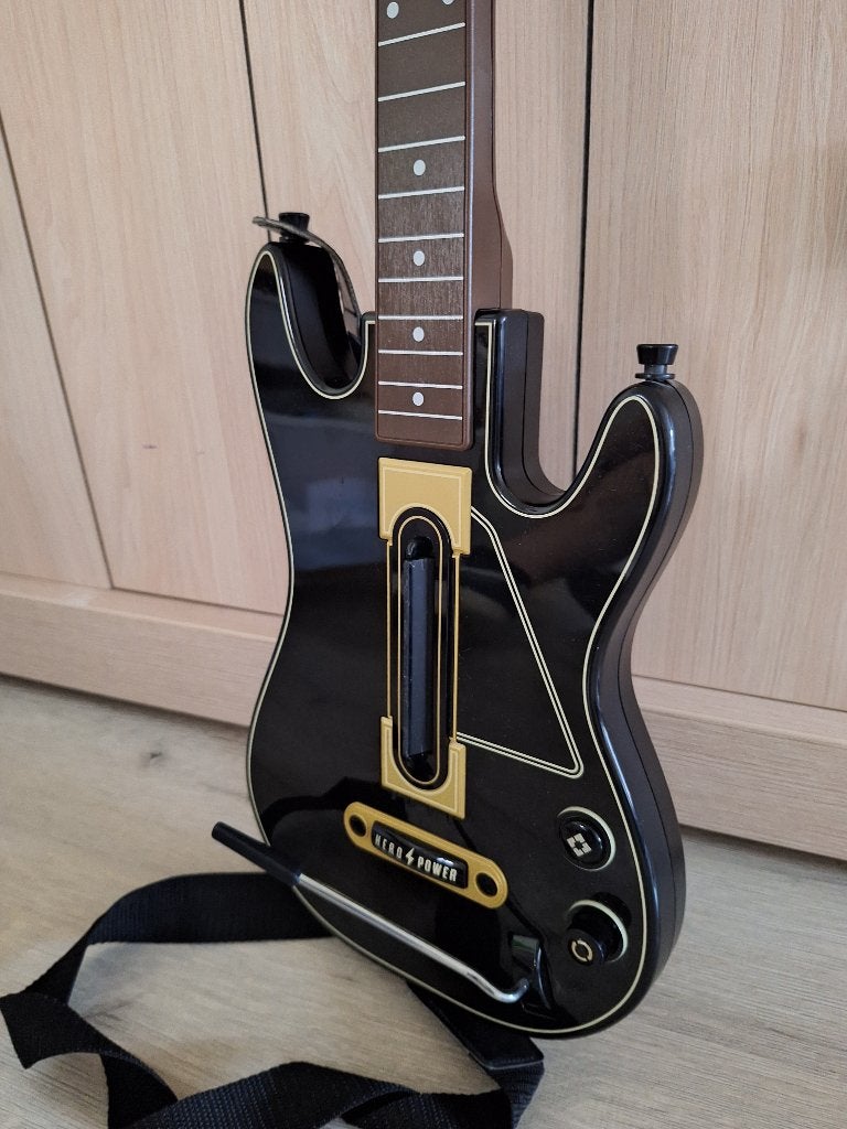Guitar Hero Live gitaar PS3 / PS4 / PS5, Spelcomputers en Games, Games | Sony PlayStation 3, Muziek, Gebruikt, 2 spelers, Ophalen of Verzenden