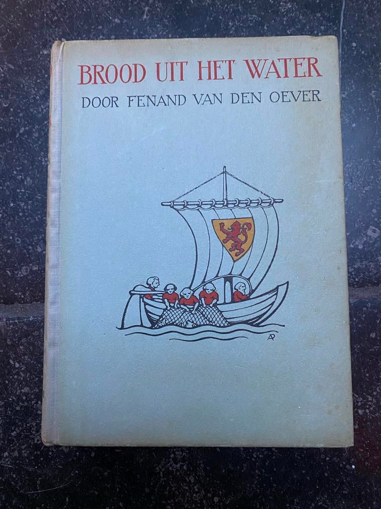 Brood uit het water - Fenand van den Oever, Boeken, Ophalen of Verzenden, Gelezen