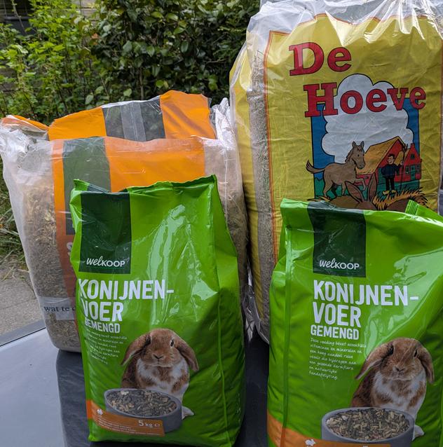 Konijnenvoer, Stro, Hooi, snoepjes over, Ophalen, Vee