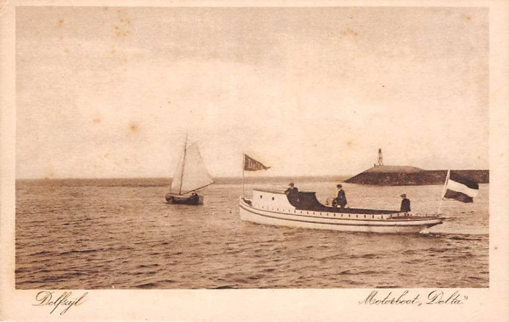 Delfzijl Motorboot Delta op zee Scheepvaart Schepen, Ophalen of Verzenden, 1920 tot 1940, Gelopen, Groningen