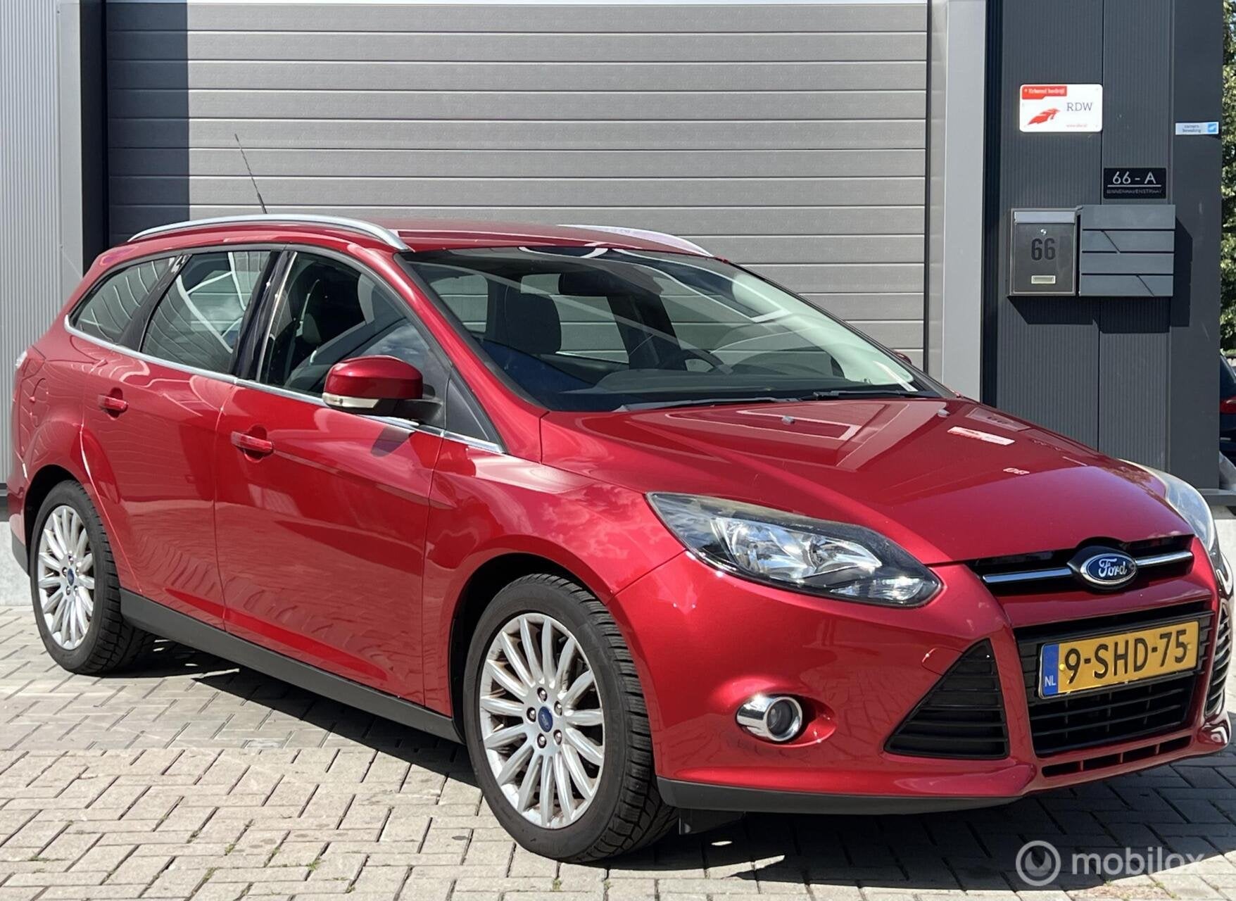 Ford Focus Wagon 1.0 EcoBoost Titanium Garantie !, Euro 5, 125 pk, Gebruikt, Origineel Nederlands