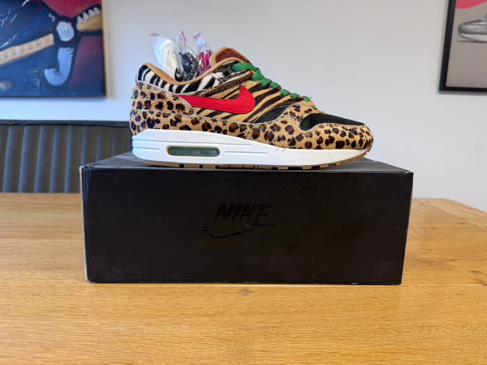 Nike Air Max 1 DLX Atmos Animal 2.0 42,5 42.5, Overige kleuren, Ophalen of Verzenden, Sneakers of Gympen, Zo goed als nieuw
