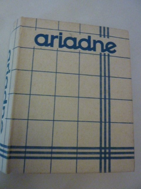 Ariadne 1982 - 8 nummers in verzamelband, Boeken, Overige Boeken, Gelezen, Verzenden