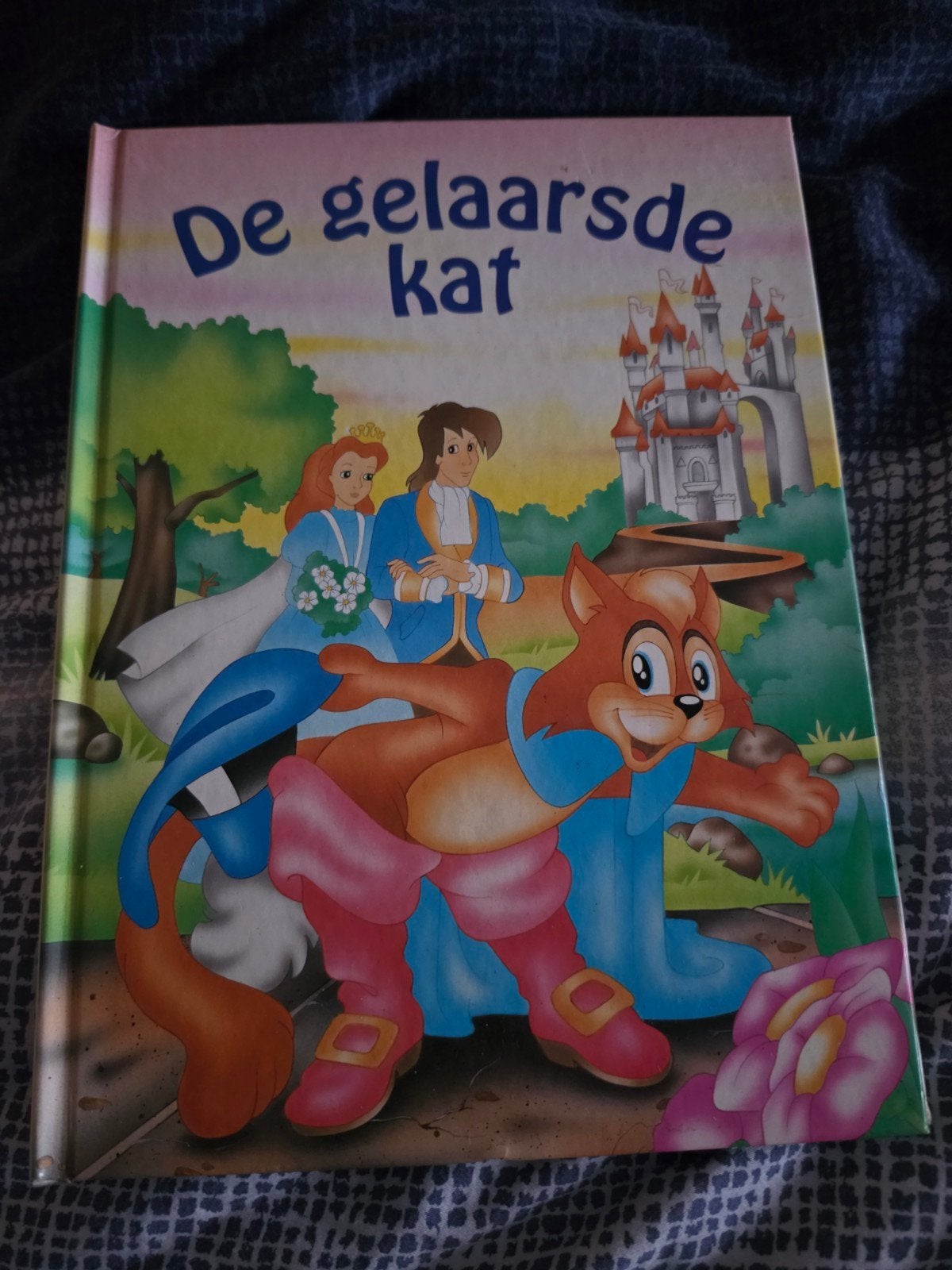 De Gelaarsde Kat - Sprookjesboek, Ophalen of Verzenden, Zo goed als nieuw, Silvia Crespi