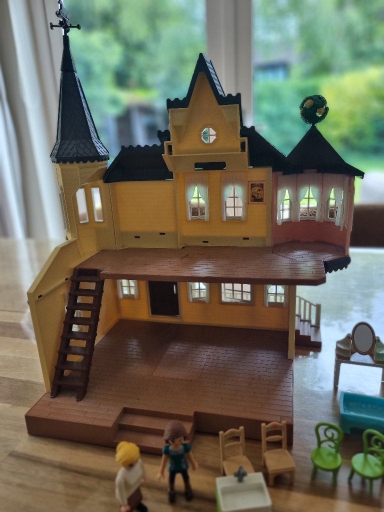 Playmobil Spirit kasteel met accessoires, Kinderen en Baby's, Speelgoed | Playmobil, Ophalen of Verzenden, Zo goed als nieuw