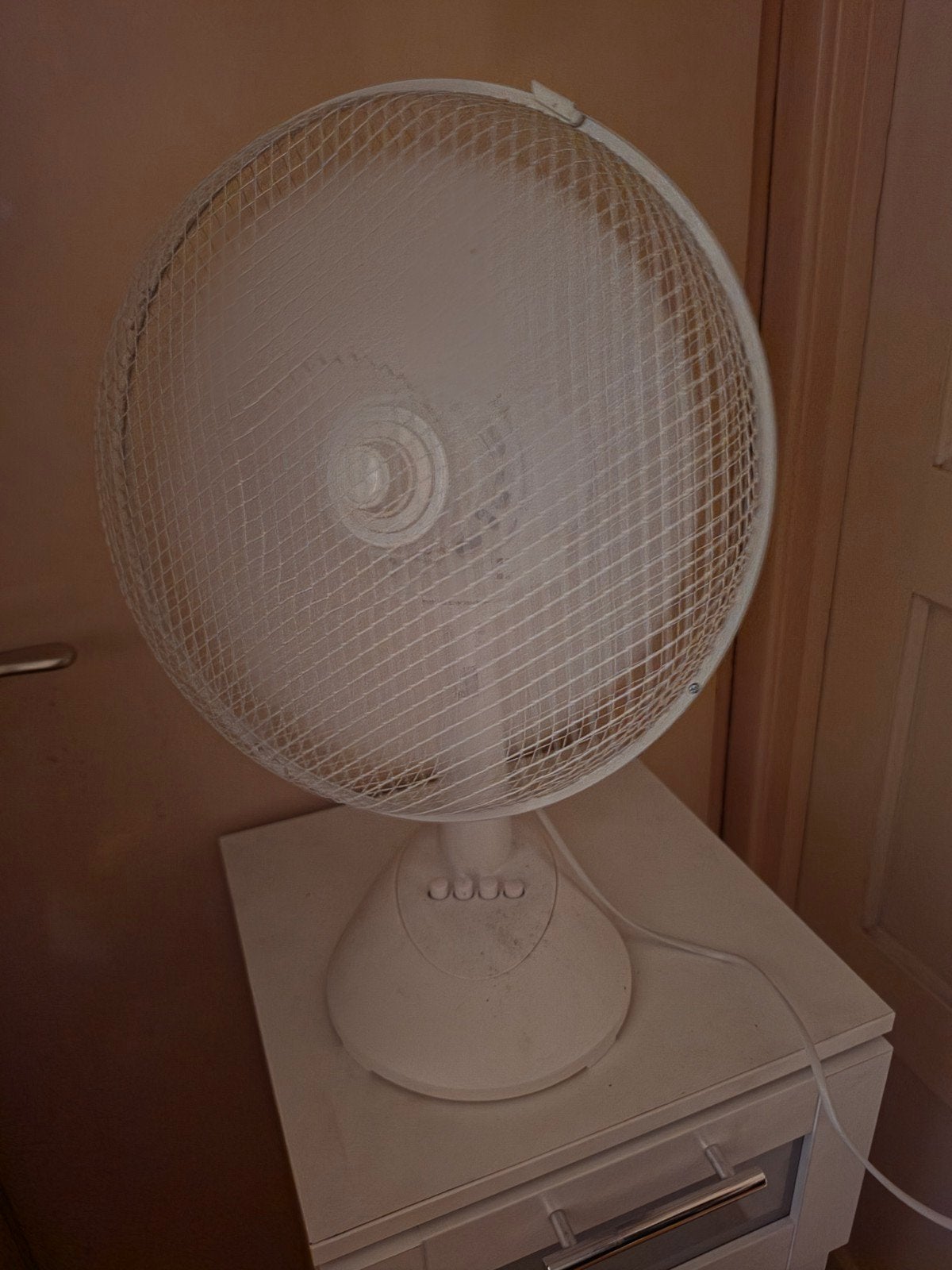 Te koop  een goed werkende ventilator, Ophalen, Zo goed als nieuw, Tafelventilator
