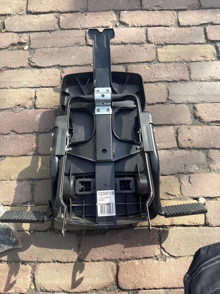 Bobike Junior Urban Universeel Fietsstoeltje Achter Zwart, 15 t/m 25 kg, Achterzitje, Ophalen of Verzenden, Gebruikt