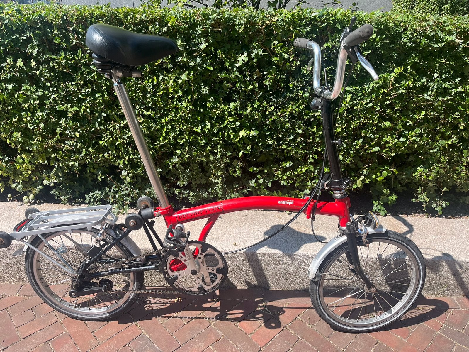 Rode Brompton, 3 versnellingen en met opberghoes, Ophalen, Gebruikt, Brompton, Velgrem