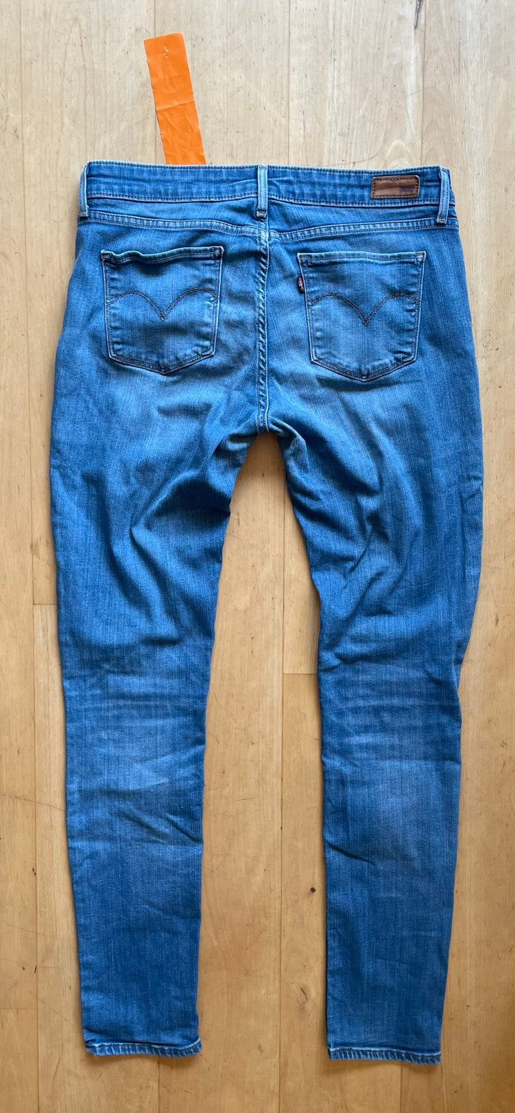 Levi’s Demi Curve Jeans W31 L34, Ophalen of Verzenden, Zo goed als nieuw, Blauw, W30 - W32 (confectie 38/40)