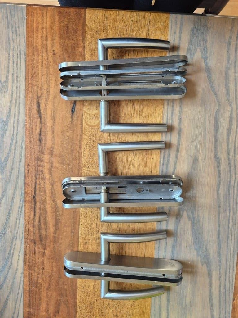 Formani design deurbeslag RVS 3 sets. Luxe binnendeurklinken, Ophalen of Verzenden, Gebruikt, Rvs, Klink of Kruk