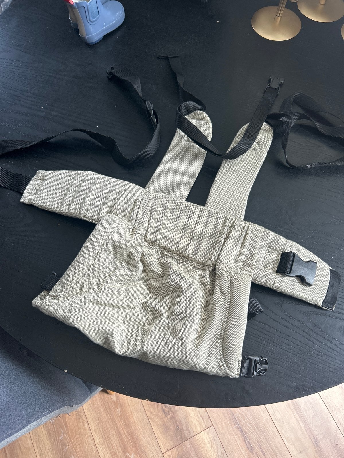 Pure Baby Love Draagzak Basic Essentials Olive, Overige merken, Buik of Rug, Ophalen of Verzenden, Zo goed als nieuw