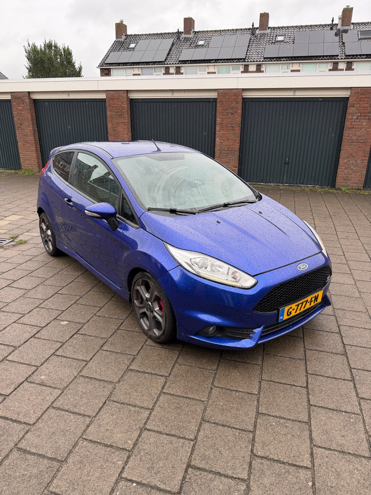 Ford Fiesta ST2 182pk 2016 Recaro Brembo Milltek 2 sleutels, Voorwielaandrijving, 1596 cc, 1063 kg, 4 cilinders