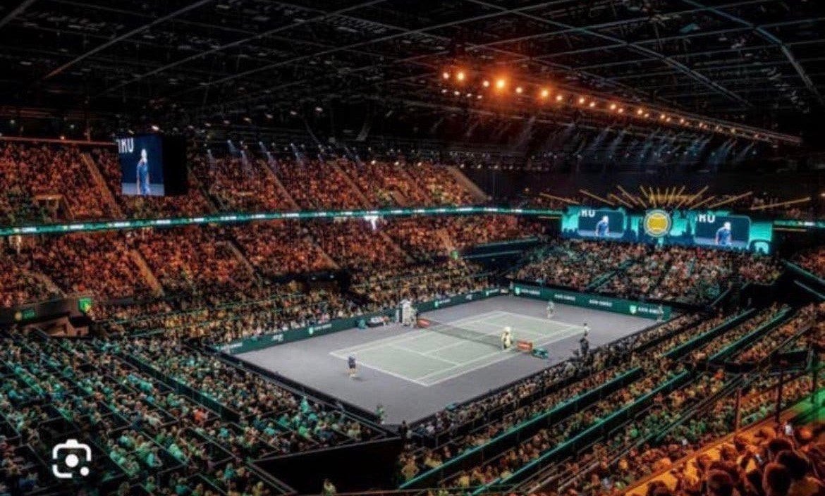 2 of 4 tickets naast elkaar courtside finale ABN AMRO tennis, Drie personen of meer, Februari