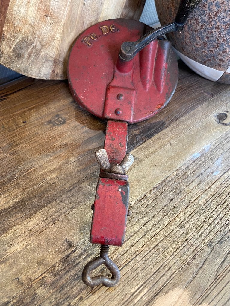 Brocante, vintage rode bonnensnijder PE.DE., Ophalen of Verzenden
