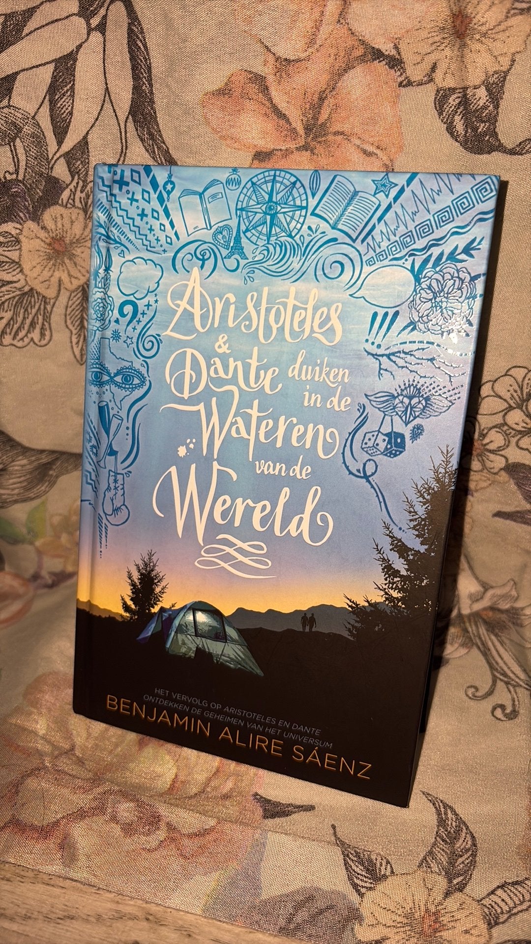 Aristoteles & Dante duiken in de wateren van de wereld, Ophalen of Verzenden, Zo goed als nieuw, Benjamin Alire Sáenz