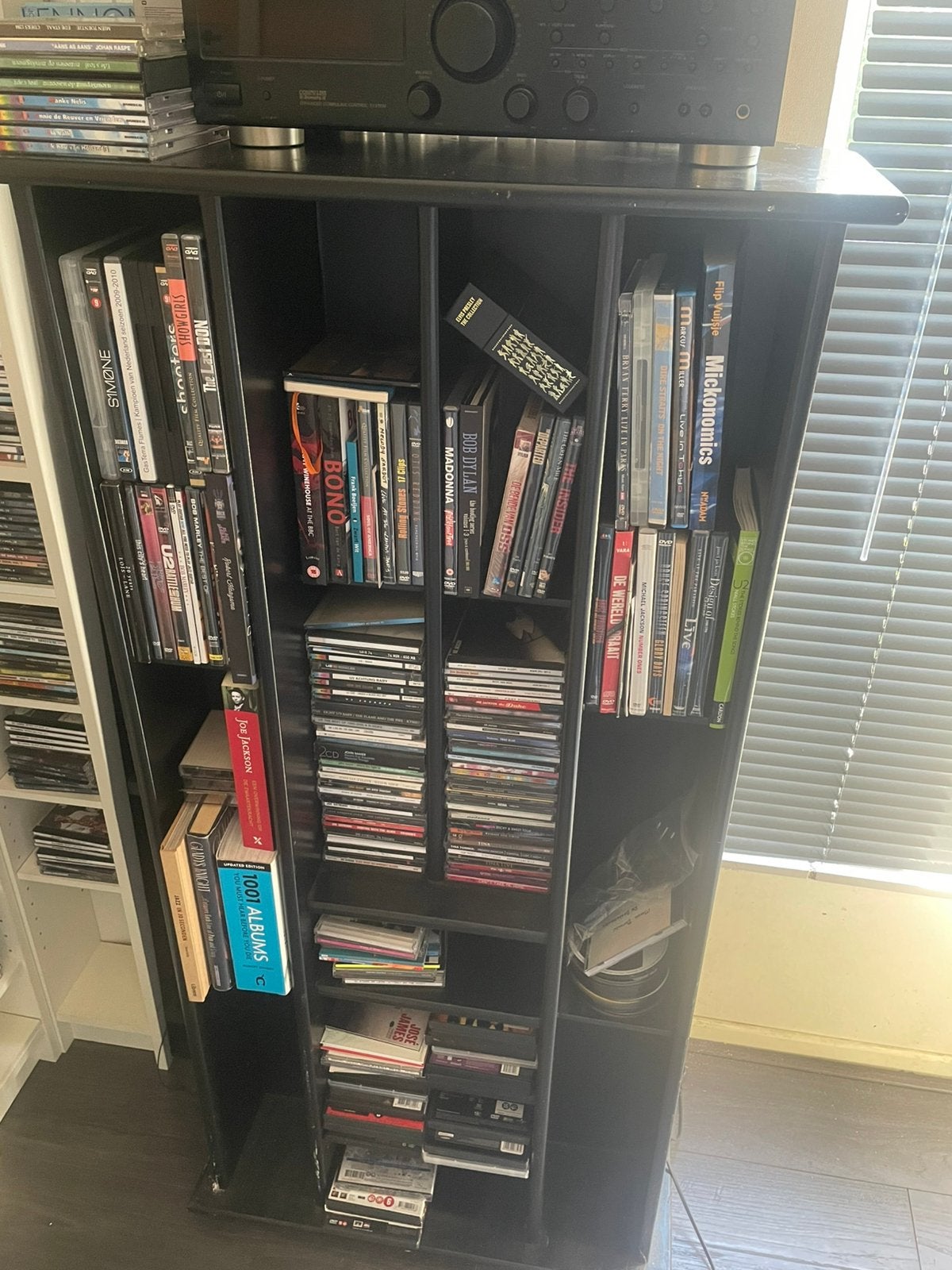 Mooie cd / boekenkast, Ophalen, Zo goed als nieuw, Hout, Cd's of Dvd's
