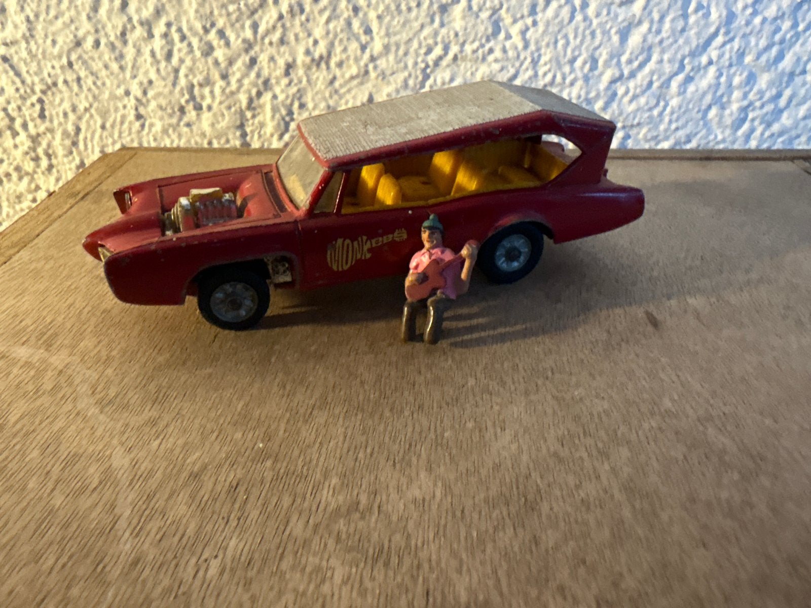 Corgi Toys 277 Monkeemobile met Mike Nesmith figuur, Ophalen of Verzenden, Gebruikt