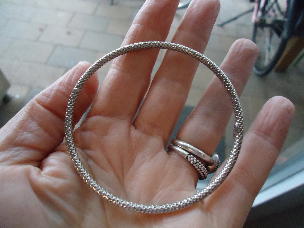 mooie echt zilveren armband rinkelarmband bewerkt 925 gemerk, Ophalen of Verzenden, Zo goed als nieuw, Zilver, Zilver