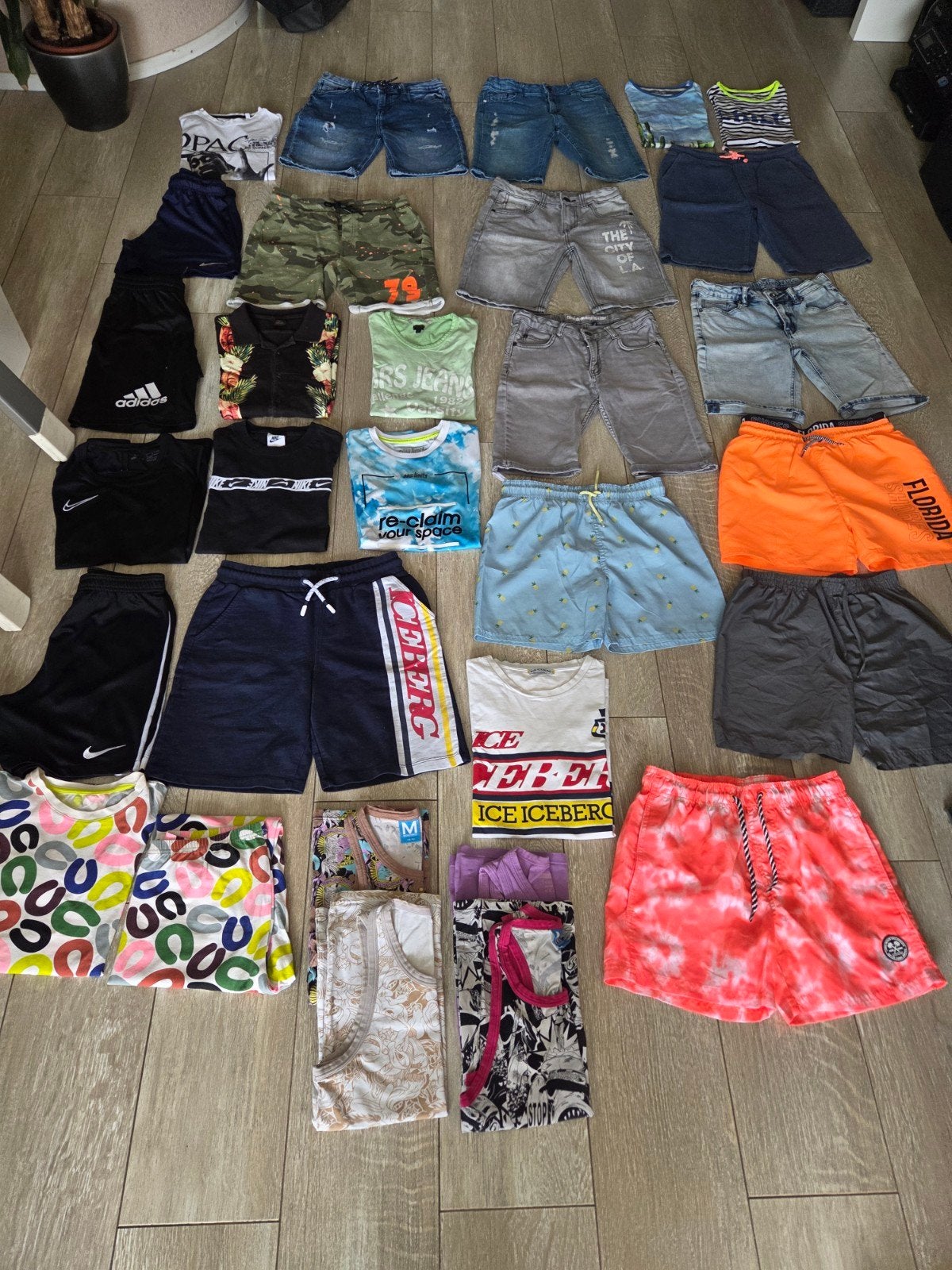 Zomerkleding  maat 146-152. Jongen. Korte broeken sportsetje, Ophalen, Maat 146