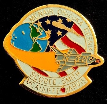 Ruimtevaart pin met McNair-Onizuka-Resnik e.a., Verzamelen, Speldjes, Pins en Buttons, Verzenden, Nieuw, Transport, Speldje of Pin