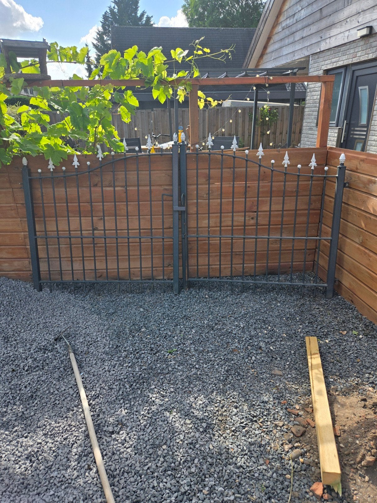 Sierhekwerk met poort - Elegant en functioneel, Tuin en Terras, Tuinhekken en Hekwerk, Met poort, Gebruikt, Ophalen of Verzenden