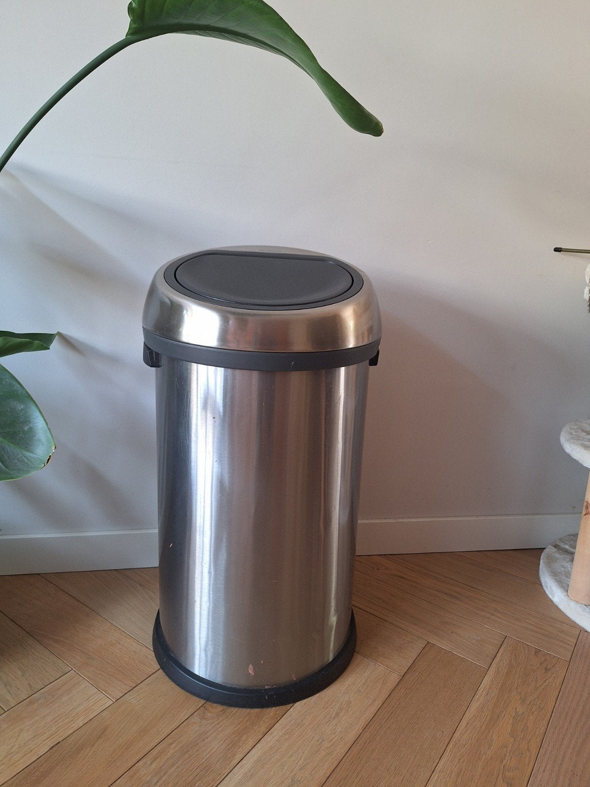 Brabantia touchbin prullenbak 60L RVS, 50 – 75, Gebruikt, 40 liter of meer, Ophalen of Verzenden