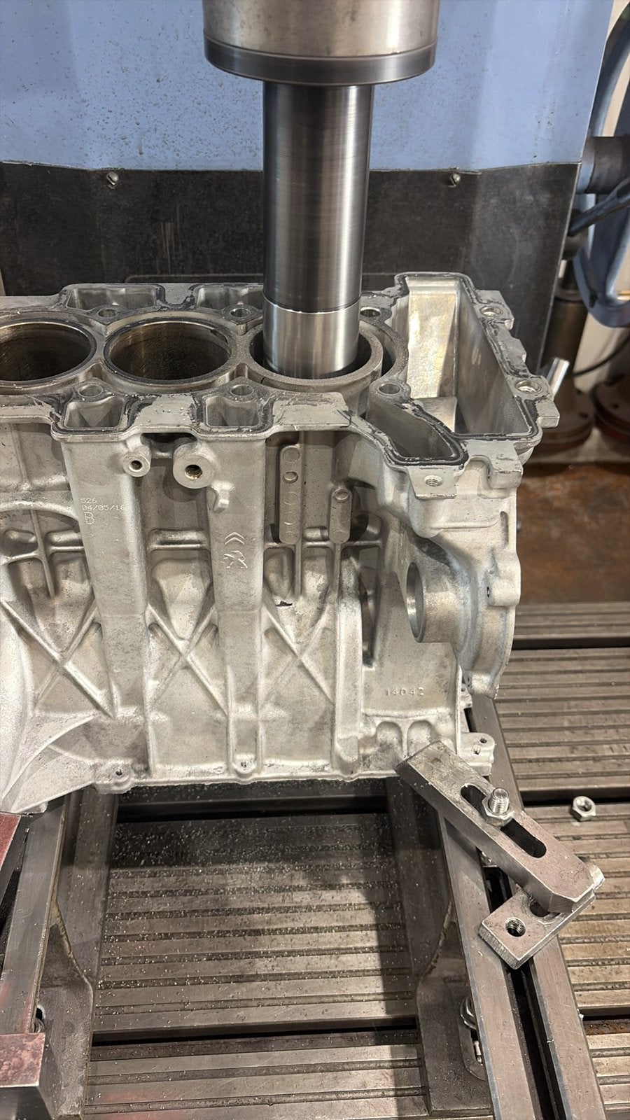 Cilinderbussen vervangen – 1.0 & 1.2 VTi motoren, Ophalen of Verzenden, Gereviseerd, Peugeot