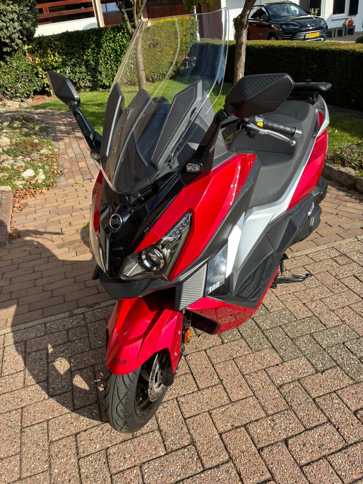 SYM  300 cruisym kilometerstand 1800 is nieuw niets gelopen, Ophalen, Zo goed als nieuw, Benzine