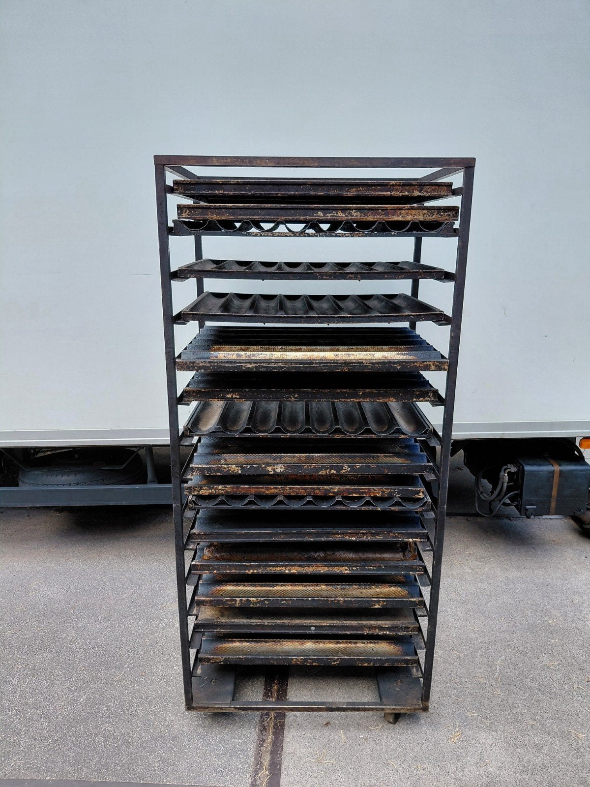 Brood oven kar, Ophalen, Gebruikt