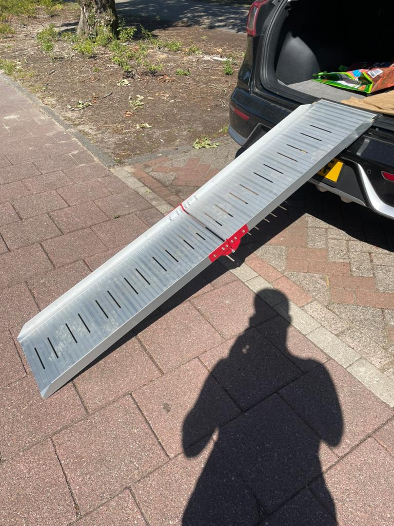 Hond oploop plank metaal inklapbaar, Dieren en Toebehoren, Ophalen, Zo goed als nieuw