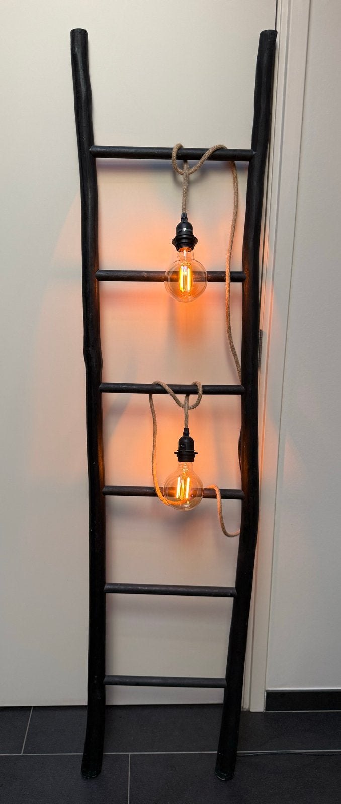Houten ladderlamp met 2 hanglampen, Ophalen, Zo goed als nieuw