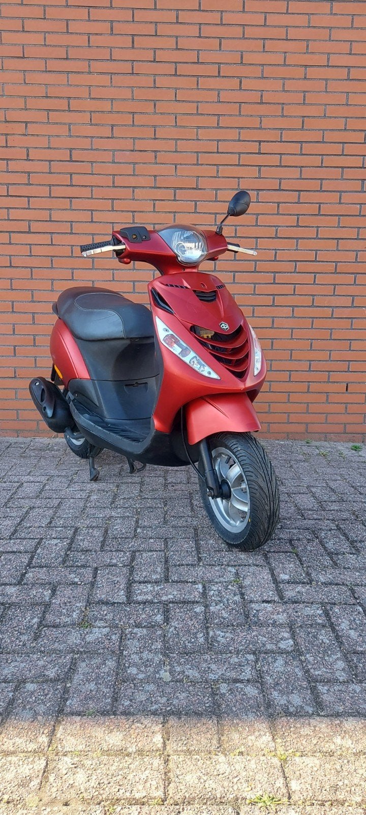 Piaggio | Zip | 45 km | Brom, Fietsen en Brommers, Ophalen, Gebruikt, Maximaal 45 km/u, Zip