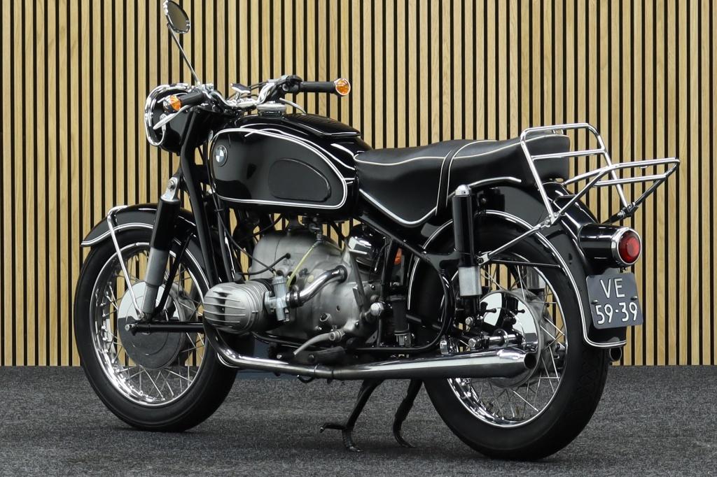 Originele Nederlandse BMW R60/2 1966 - 600cc (Topstaat!), Motoren, Motoren | Oldtimers, 2 cilinders, Toermotor, Minimaal motorrijbewijs A2