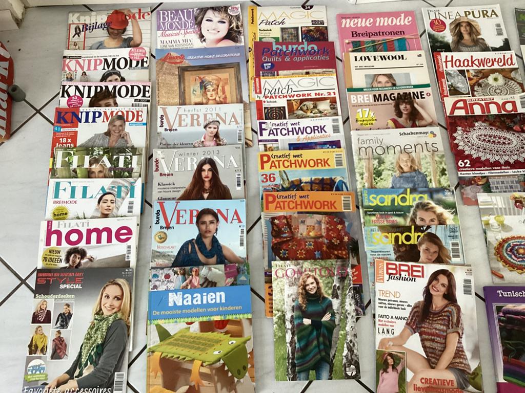 Brei,haak,patchwork,knipmode,margrieten enz, Boeken, Ophalen of Verzenden, Zo goed als nieuw, Muziek, Film of Tv