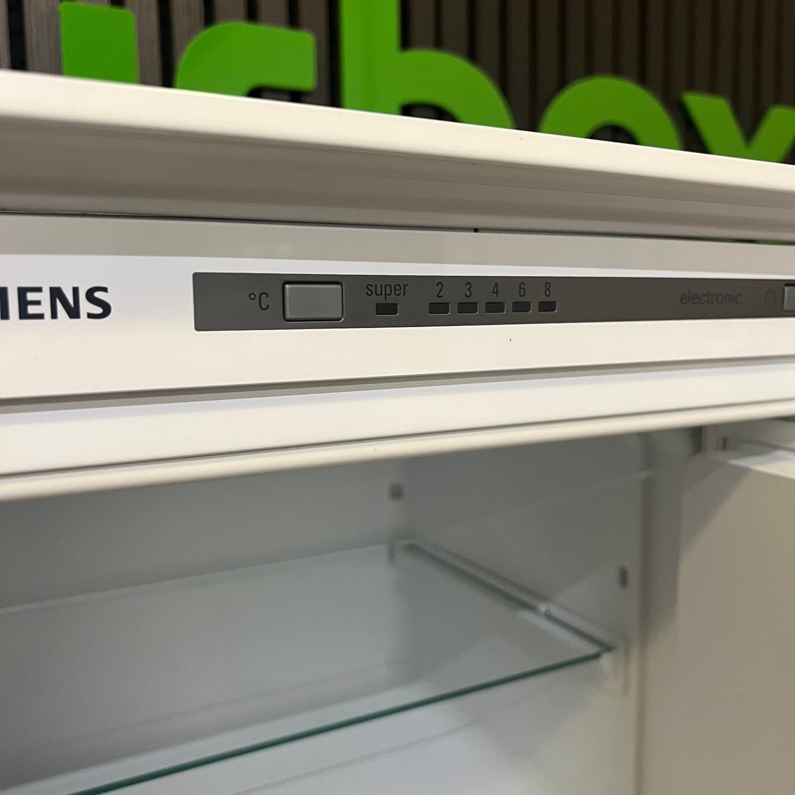 Siemens iQ300 inbouw koelkast met vriesvak 177,2 cm / 252 L, Witgoed en Apparatuur, Ophalen, Refurbished, 160 cm of meer, Refurbox