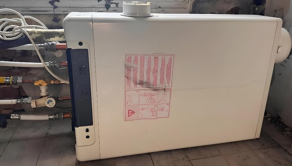Intergas Kompakt HRE 28/24 CV-ketel uit 2014, Ophalen, Gebruikt, Minder dan 30 cm, Hoog rendement (Hr)