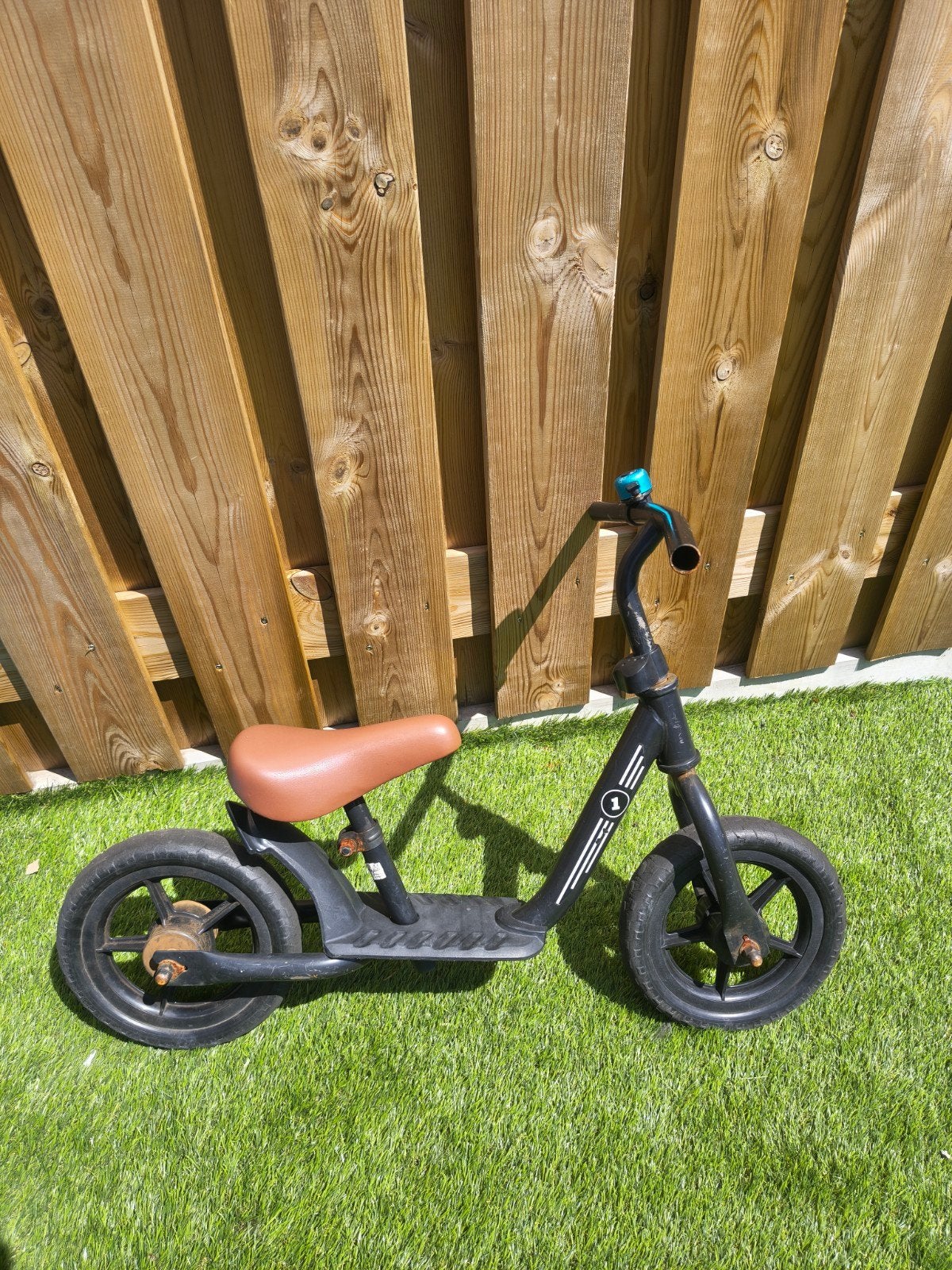 Gebruikte zwarte loopfiets voor jongen of meisje, Ophalen, Gebruikt, Loopfiets