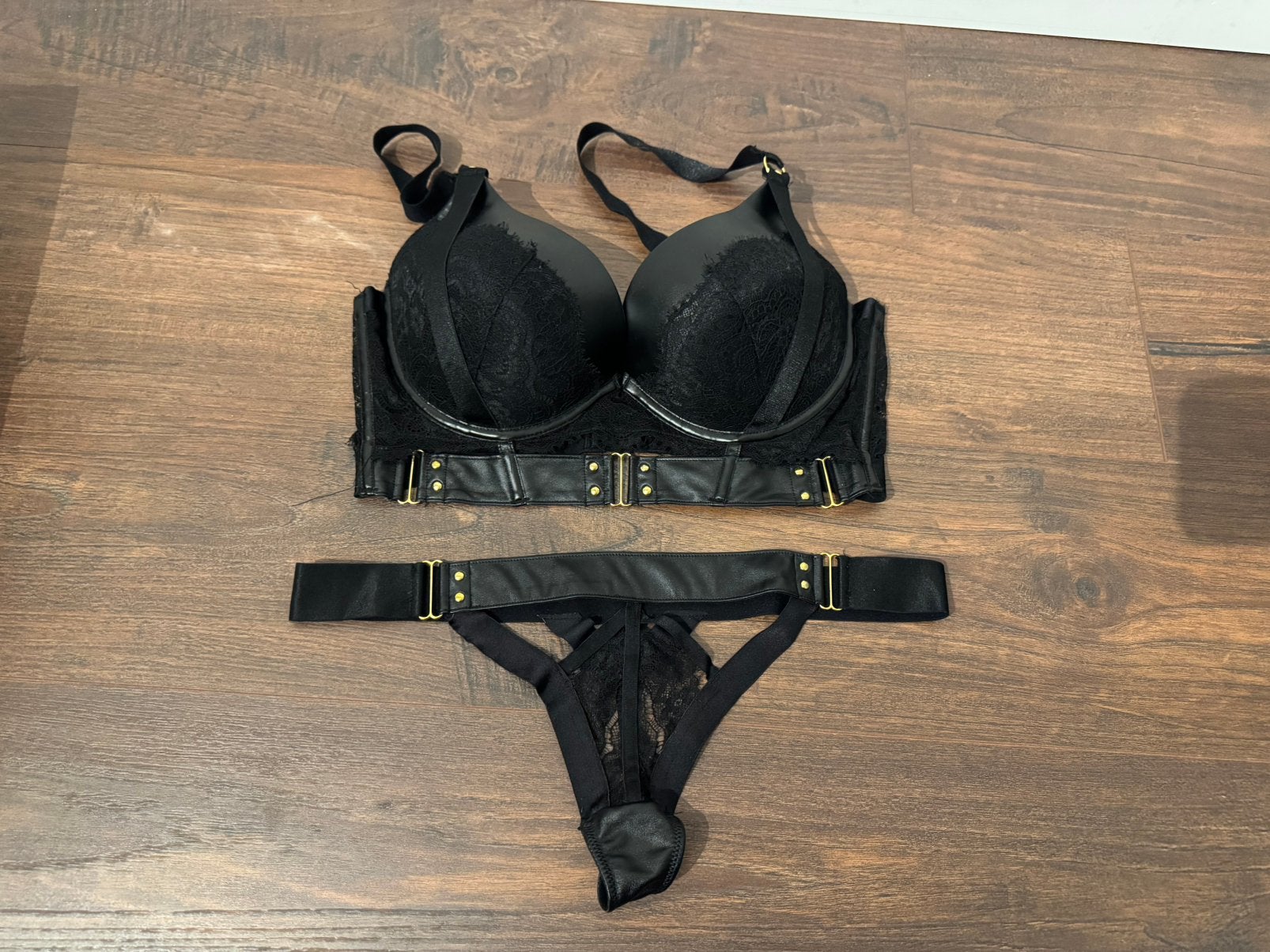 Hunkemoller sexy lingerie maat 85C + M, Ophalen of Verzenden, Zwart, Setje