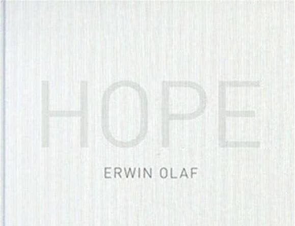 Erwin Olaf Rain/Hope, Ophalen of Verzenden, Zo goed als nieuw, Fotografen