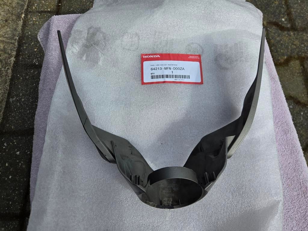Koplamp kuip Honda CB 1000R - SC60 - 64213-MFN-D00ZA - 08-16, Ophalen of Verzenden, Gebruikt