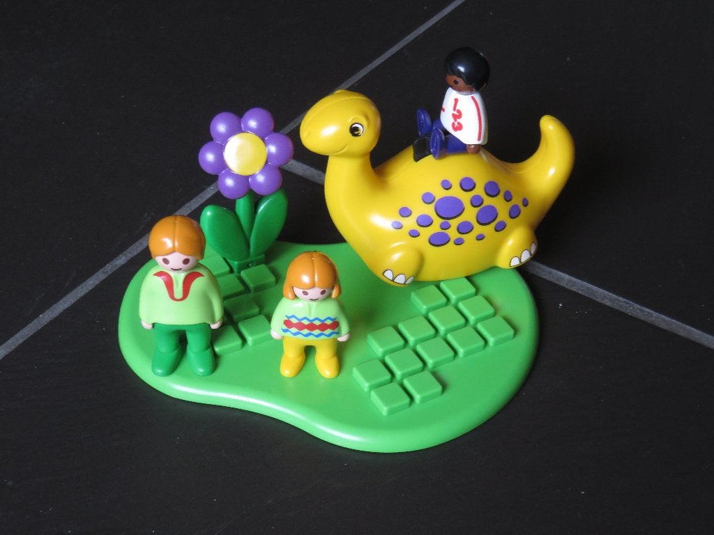 Playmobil 123 spelen in het park met dino, 6 delige set., Ophalen of Verzenden, Zo goed als nieuw