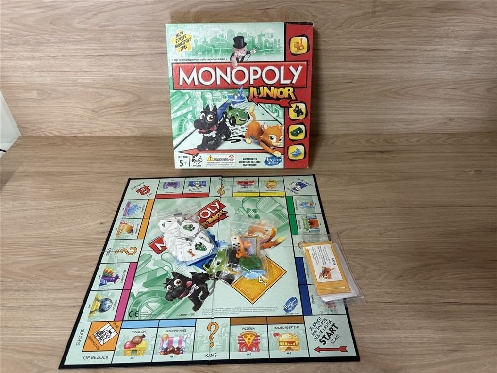 Monopoly junior vierkante doos [3716], Verzenden, Zo goed als nieuw