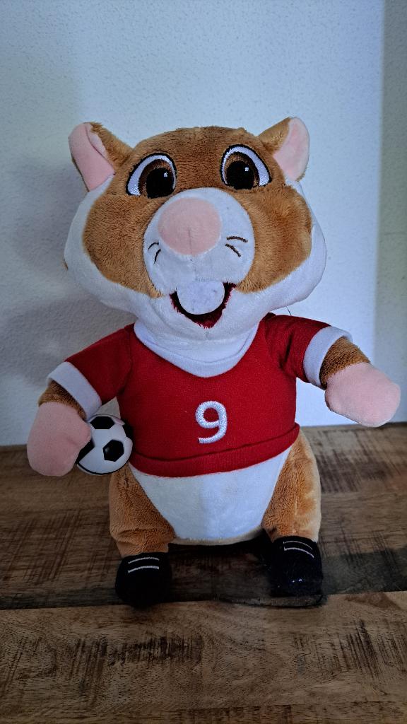 AH Hamster - Voetbal Knuffel, Hamster, Ophalen of Verzenden, Zo goed als nieuw, Klein (minder dan 20 cm)