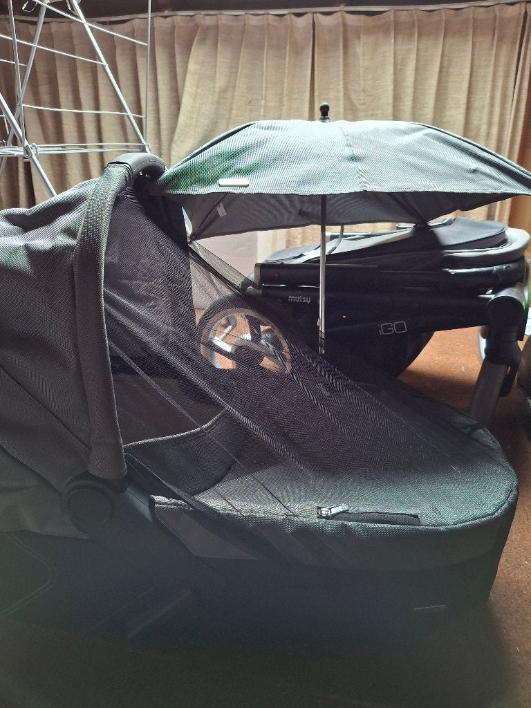 Mutsy Igo combiwagen reiswieg en accessoires, Ophalen, Gebruikt, Combiwagen, Mutsy