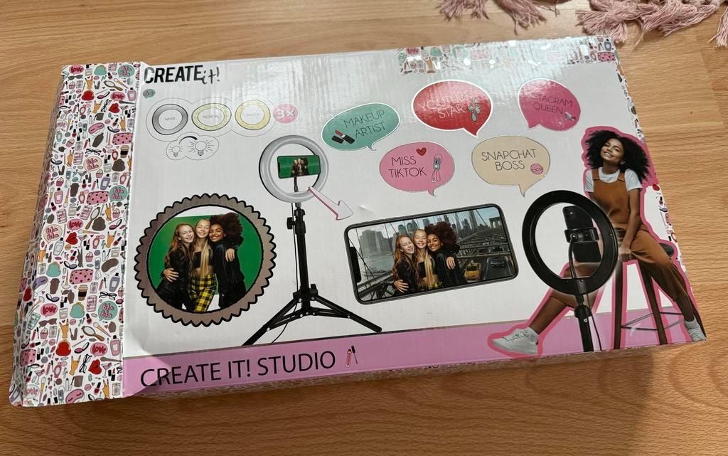Create it! Studio: Studiolamp met green screen app, Ophalen, Zo goed als nieuw