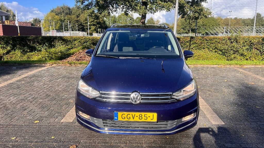 Touran 1.4 AUT/7zitter/Panorama/Trekhaak/Perfect Onderhouden, Zwart, 4 cilinders, Blauw, 19 km/l